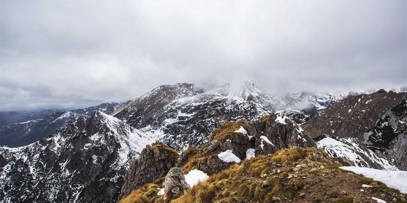 济南小户型逆袭指南:日式禅意收纳,打造治愈系生活空间